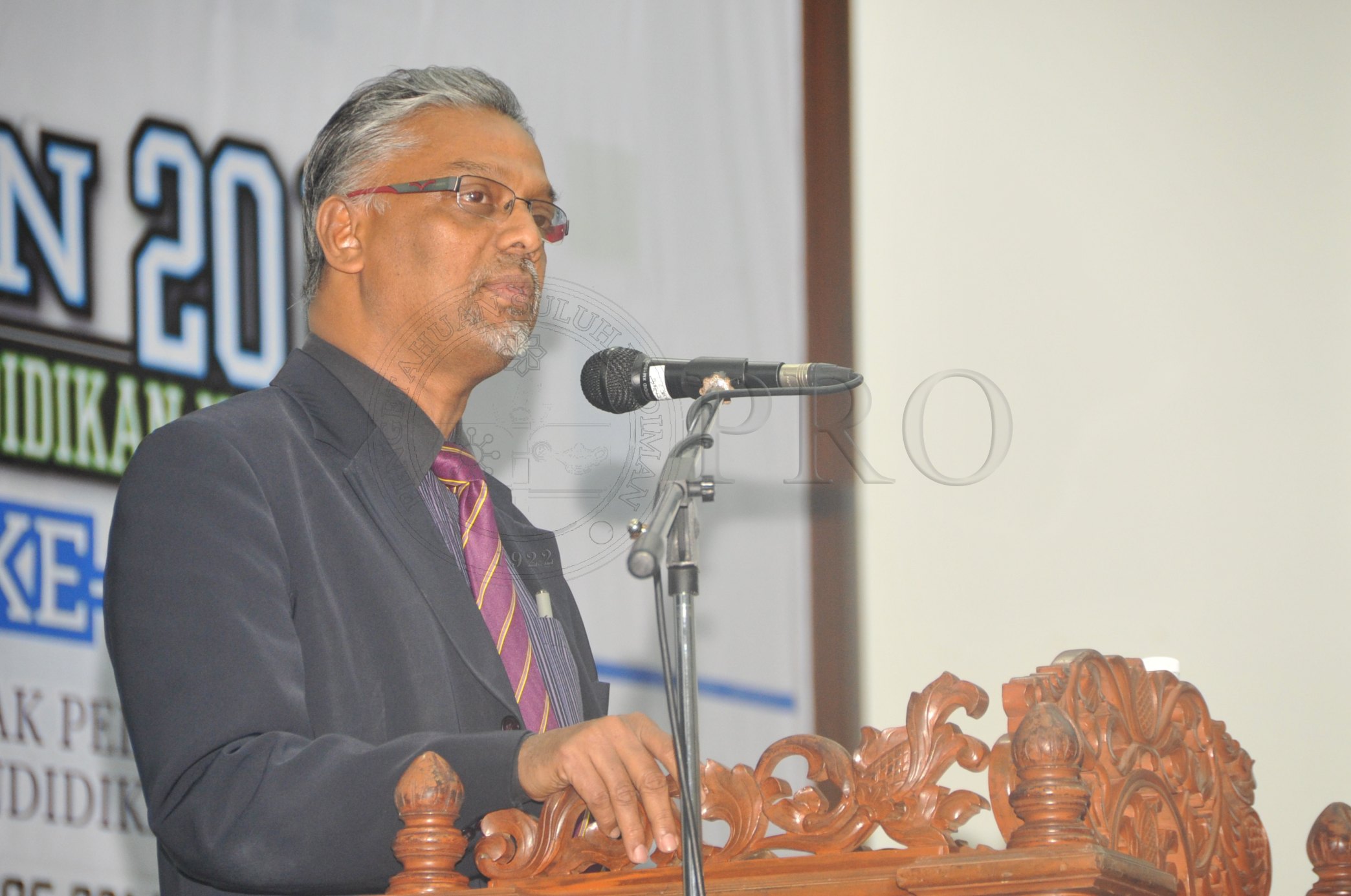 PRO 14 28 KONPEN PRO 6973